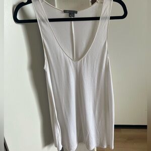 Vince WhiteV-Neck Tunic Top • MED